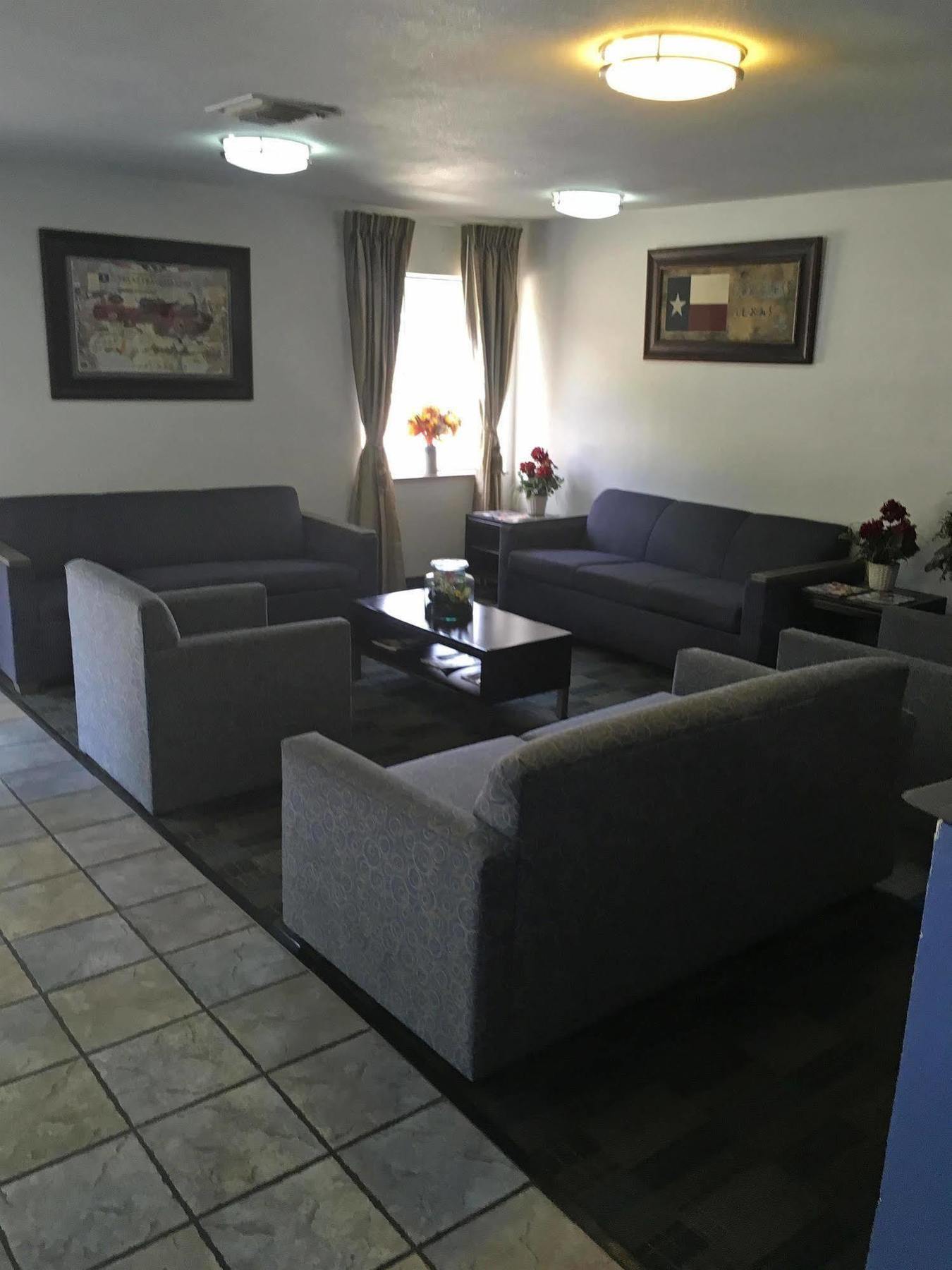 Oyo Hotel Irving Dfw Airport South Экстерьер фото